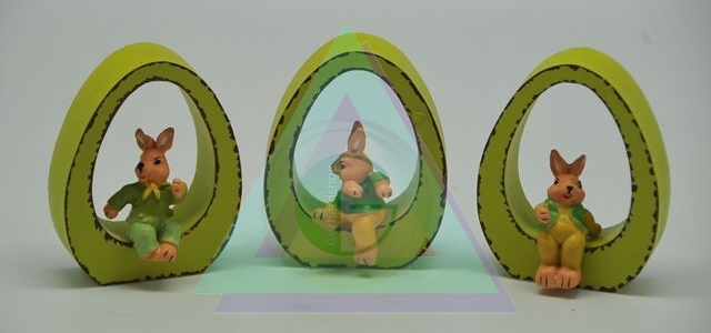 Veľkonočná dekorácia vajíčko a zajačik